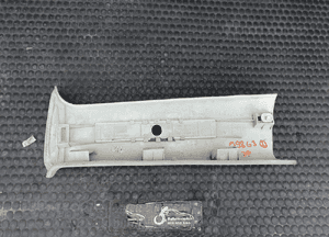 Osłony Osłona Poszycie Słupka Słupków Podsufitki Tapicerka VW Golf IV 4 3D 3 Drzwi 30