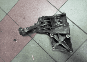 łapa alternatora vw t 4 2.5 tdi 074145169f 3