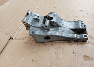 Łapa mocowanie alternatora VW Polo 6N2 1.0 MPI 032145169AB 3