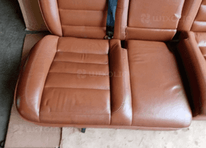 Fotele komplet kanapa boczki skóra ruda elektryczne VW Touareg 7L 16