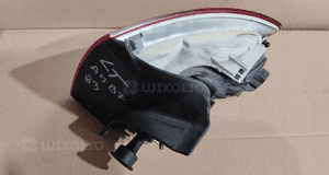 Lampa lewa tył tylna audi A4 B7 sedan w błotnik 3