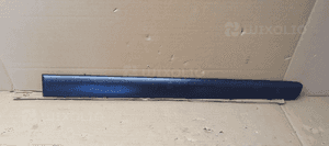 Listwa drzwi lewy tył tylna lewa VW Polo IV 9N 6Q4853753 5