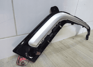 Peugeot 308 i lift listwa kratka prawa zderzaka AA3546079700 2