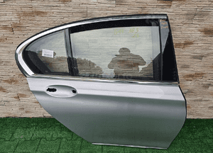 Drzwi bmw 7 G11 kolor A83 1