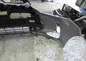 Toyota yaris iv 4 grilem cały zderzak przód przedni 5