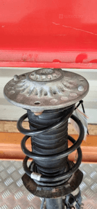 BMW F20 F21 ZWROTNICA AMORTYZATOR LEWA LEWY PRZÓD PRZEDNIA 6792285 6865128 4