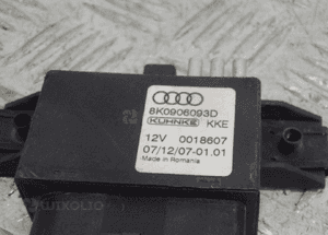 A4 B8 STEROWNIK POMPY PALIWA 8K0906093D A5 1.8 T 2