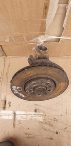 Zwrotnica lewy przód przednia lewa Skoda Rapid 1.6 TDI 2