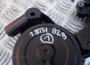 Oddzielacz oleju audi A4 A5 A6 vw 06H103495A dostępne 2 sztuki 2