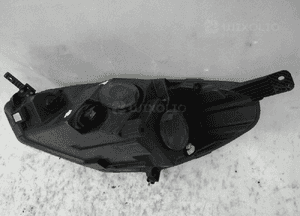 Ford fiesta MK8 lampa przednia prawa 4