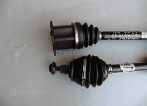 Półoś prawy przód Audi A6 C6 S6 5,2 10V 4F0407272S 5