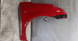 Błotnik przedni prawy suzuki swift MK6 zcf czerwony 1