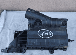 Obudowa filtra powietrza peugeot 206 1.4 hdi 9647737680 1