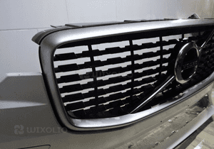 Volvo XC60 zderzak przód r-design 2019R llu 5