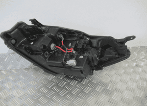 LAMPA PRZÓD PRZEDNIA PRAWA TOYOTA YARIS III 3 LIFT soczewka 2014-2017 rok 12
