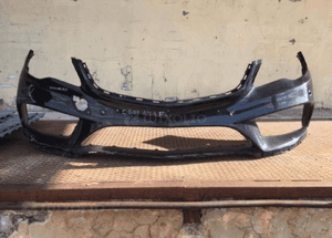 Mercedes e 207 LIFT zderzak AMG przedni pdc 1