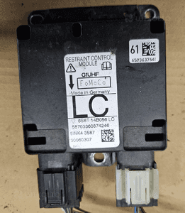 Ford Fiesta MK6 moduł sterownik poduszek powietrznych airbag 6S6T LC
