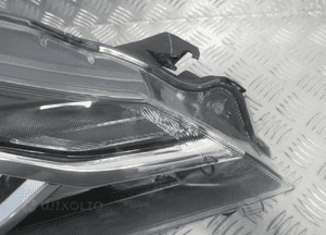LAMPA PRZEDNIA PRZÓD PRAWA TOYOTA YARIS III 3 LIFT SOCZEWKA 2017-2020 8