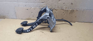 Pedał sprzęgła hamulca BMW 3 E91 6761310 678711 5