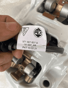 Porsche zaciski hamulcowe brembo 9J1 7