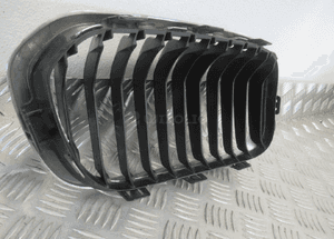 Grill gril atrapa nerka lewa bmw 1 F20 lift 2015-2019 8