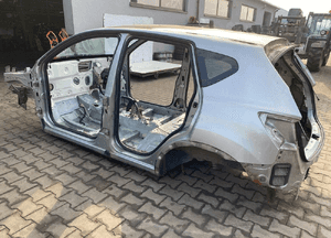 Ćwiartka błotnik prawy tył nissan qashqai J10 i 2