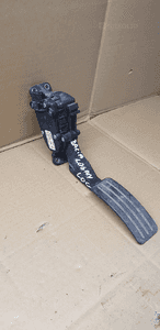 Pedał potencjometr gazu Dacia Logan 1.5 DCI 8200386506 8200386506--B 2