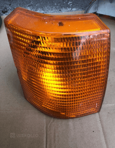 Kierunkowskaz migacz prawy Range Rover 2 II LP P38