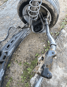 Mercedes B245 169  belka zawieszenia tył wachacz Piasta zacisk amortyzator 5