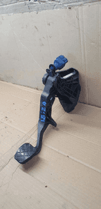 Pedał sprzęgła pompka Seat ibiza IV 6J 6R0721117B 6R0721388 3