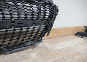Grill gril atrapa mercedes a-klasa W176 lift 2015- 11