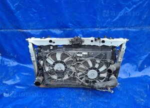 Toyota AVENSIS T27 09-15 pas przedni chłodnice D4D 1