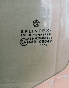 Szyba prawy tyl jeep commander splintex 2006r 2