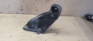 Łapa wspornik silnika BMW 3 E91 3.0D 6760320 4