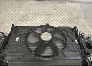 Pas przedni chlodnice kpl vw golf vii lift 1.5TSI 8