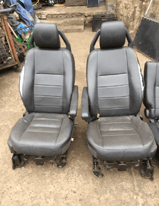 Siedzenia skórzane czarne komplet 7-osobowy LAND ROVER DISCOVERY 3 III 2