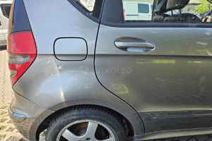 Mercedes A W169 błotnik tył tylny prawy lewy 1