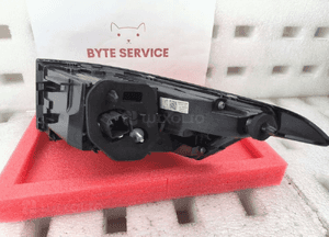 PEUGEOT 308 P5 Lampa Tył Lewa ECo LED 01501901AQ 015.019-01 AQ 7