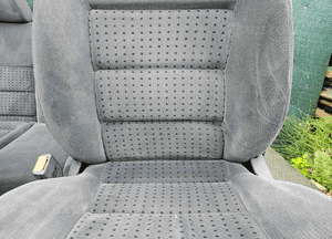 Fotele Fotel Siedzenie Kanapa Oparcie Welur VW Golf IV 4 5D Komplet 5