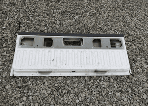 Klapa tył tylna burta nissan navara iv D23 NP300 2015-2022 8