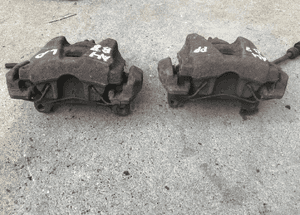 Zacisk przód prawy lewy Audi A4 B8 07-15r 2