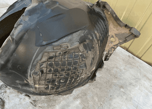 Nadkole prawe przednie mercedes-benz c klasa W205 A2056912800 3