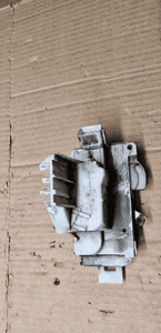 Zamek drzwi prawy przód przedni Ford Mondeo MK3 1S7A-F218A12-KA 4