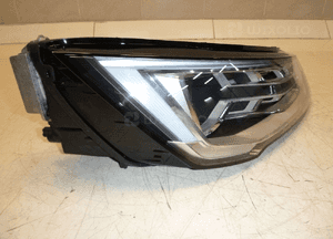 Audi A1 lift 8X0 lampa prawa przednia przód nowa 4