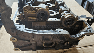 Peugeot 207 308 Citroen C4 1.4 16V VTi głowica silnika  8FS 3