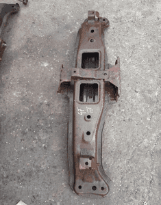 Mazda 626 97-02 Sanki belka kołyska tylna tylne 3