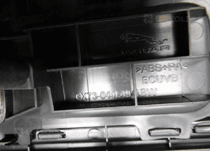 JAGUAR F-PACE TUNEL ŚRODKOWY KONSOLA UK ANGLIK 10