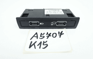 GNIAZDO USB HUB MERCEDES W156 W176 W117 1