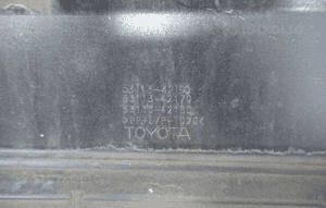 Toyota rav 4 v 2019- kratka atrapa zderzaka środkowa 53113-42190 8