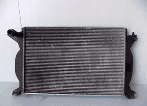Audi A6 C6 4F0 chłodnica wody - 010 1